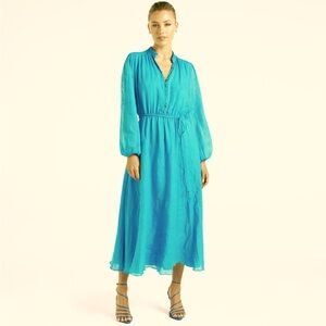 Forever New 
Gwen Button Up Midi Dress
